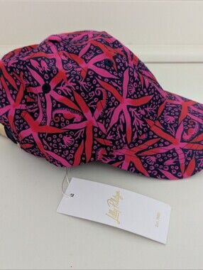 NWT! Lilly Pulitzer Run Around Hat In Passion Fruit Pink Star Searching